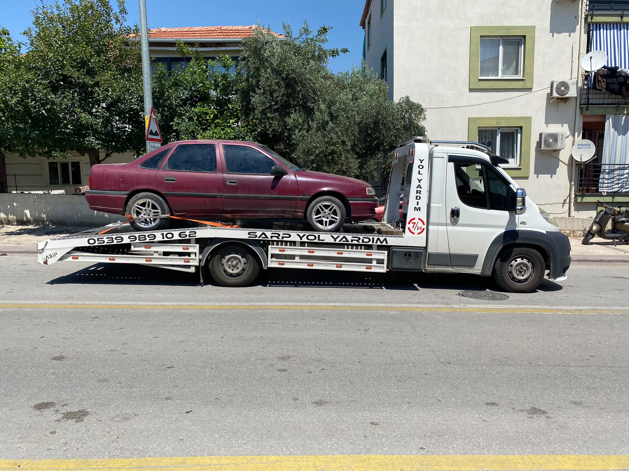 denizli yol yardim lastik patlamasi
